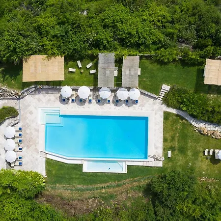 Borgo Laticastelli Отель