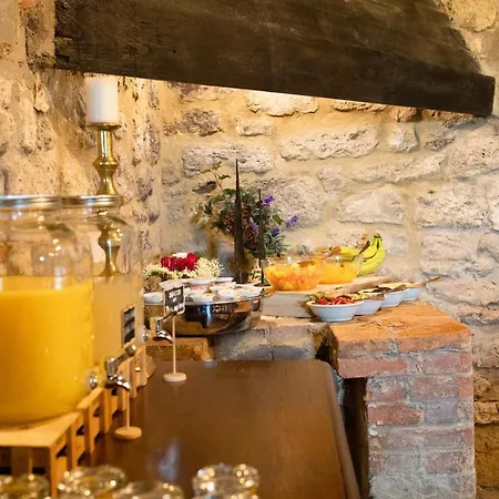Borgo Laticastelli Отель 4*