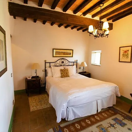 Borgo Laticastelli Раполано-Терме