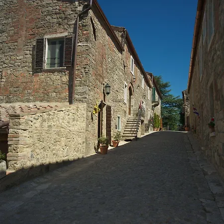 Отель Borgo Laticastelli 4*