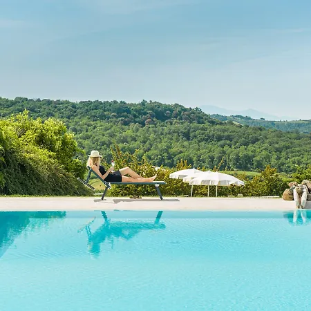 Borgo Laticastelli 4* Раполано-Терме